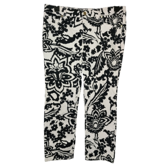 Chico's Pants - Chico's So Lifting Cropped Pants Size 10